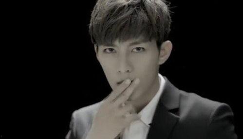 全网最帅吃瓜群众视频,揭秘吃瓜界的颜值担当！