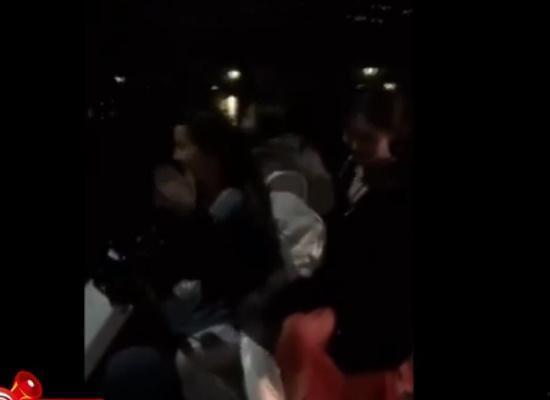 拦车吃瓜群众视频,拦车吃瓜群众视频引发热议