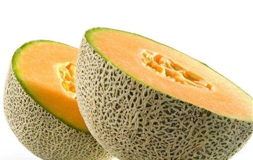 刘女士吃哈密瓜视频播放,视频播放引网友热议